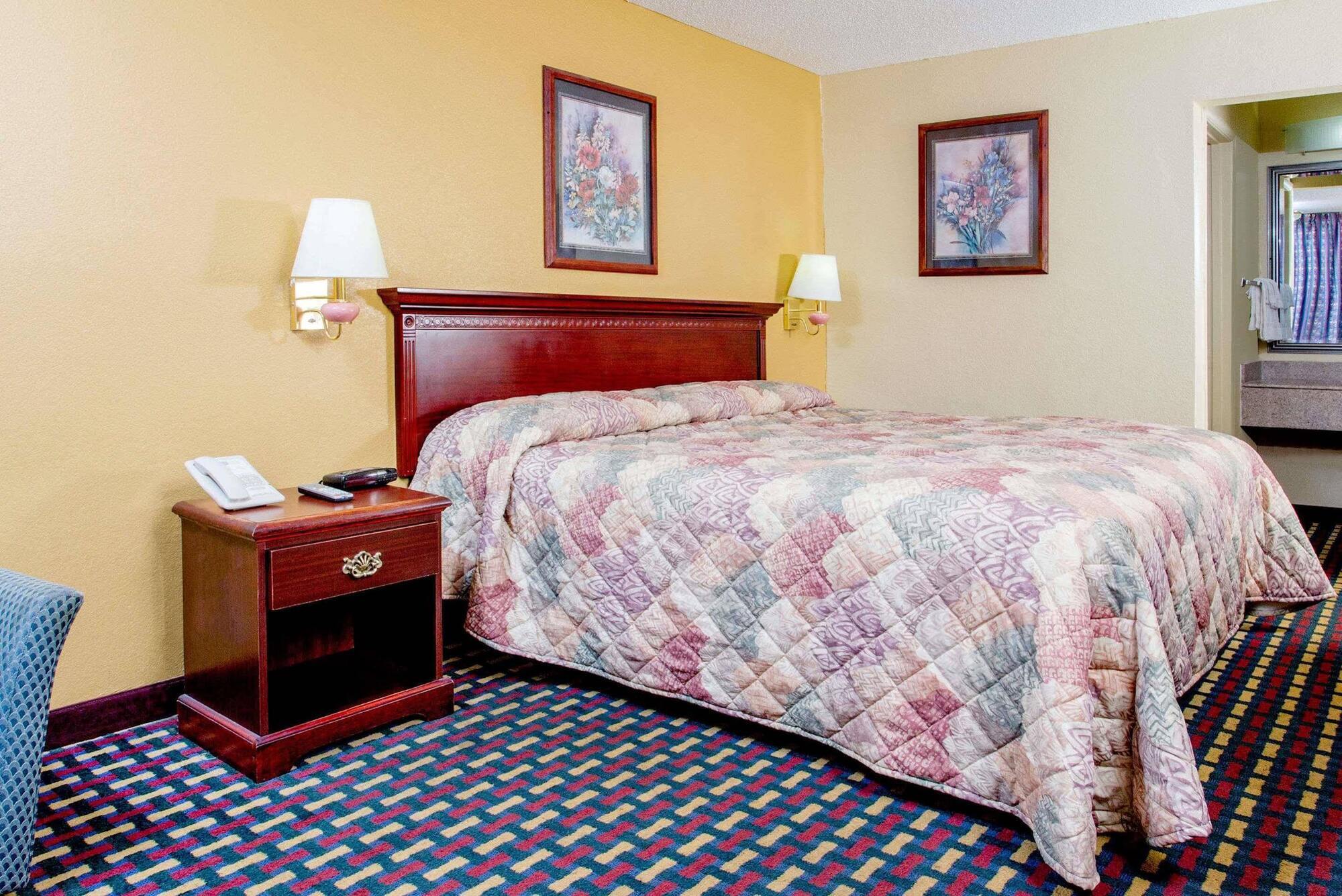 נאשוויל Knights Inn Antioch מראה חיצוני תמונה